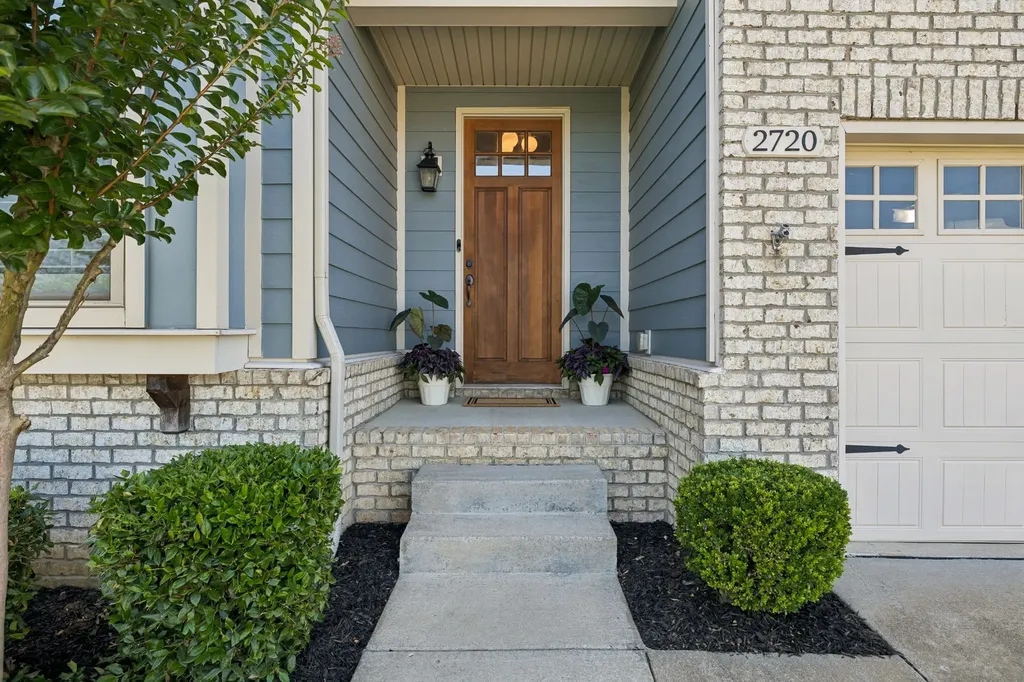 2720 Nottingham Drive Columbia TN 38401
