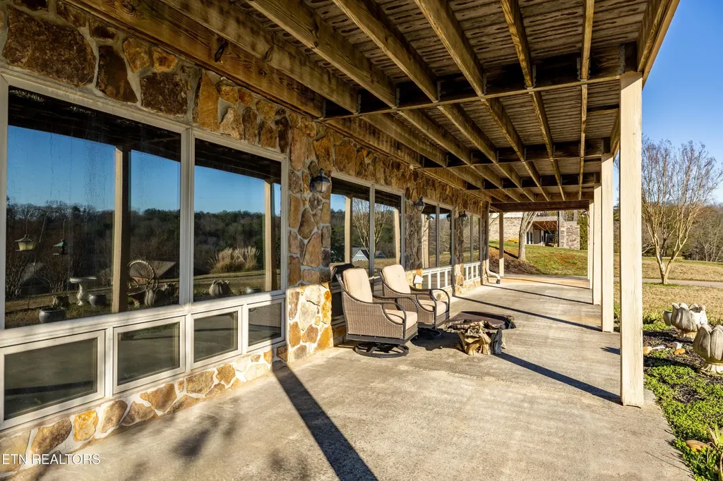 124 Indian Shadows Drive Maryville TN 37801