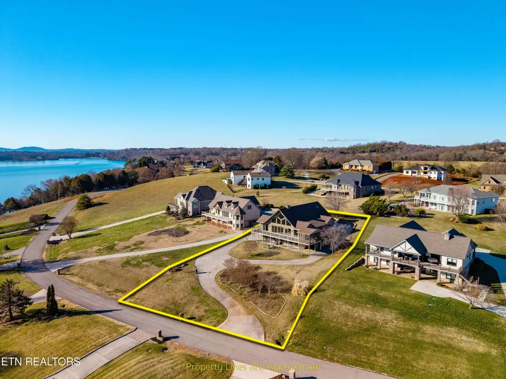 124 Indian Shadows Drive Maryville TN 37801