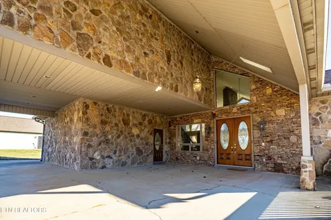 124 Indian Shadows Drive Maryville TN 37801