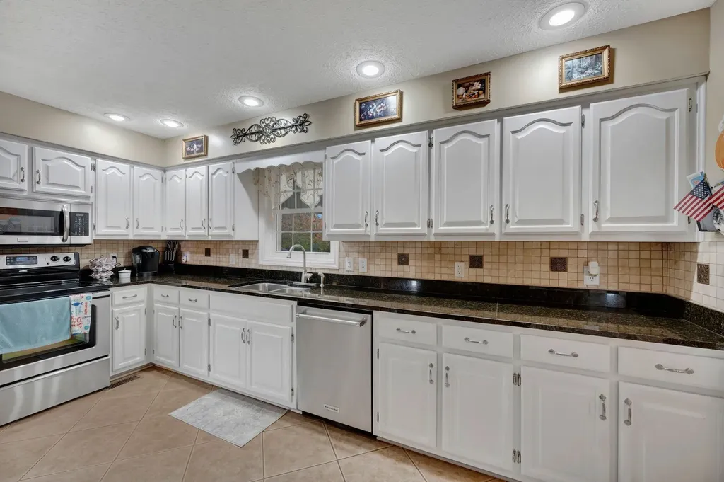 2700 Canoe Branch Road Lebanon TN 37087