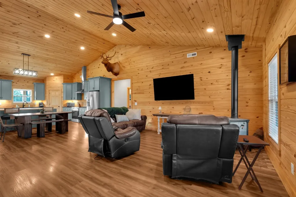 110 Buzzard Roost Road Chapel Hill TN 37034