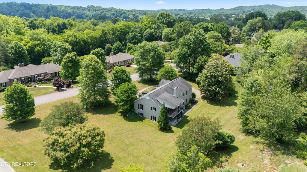 5501 River Point Cove Road Knoxville TN 37919