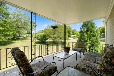 5501 River Point Cove Road Knoxville TN 37919