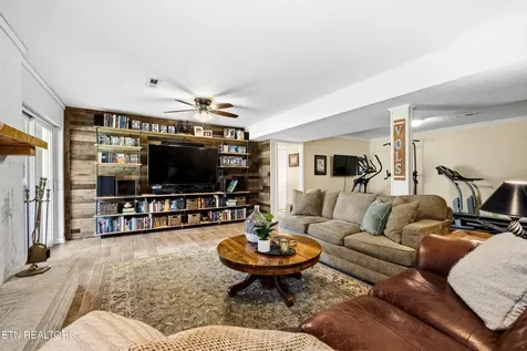5501 River Point Cove Road Knoxville TN 37919