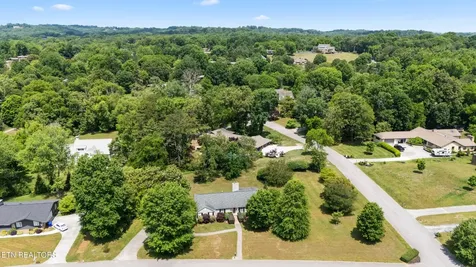 5501 River Point Cove Road Knoxville TN 37919