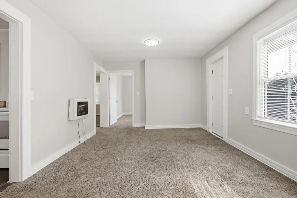 1604 S High Street Columbia TN 38401