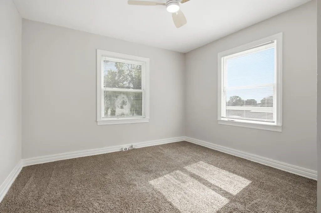 1604 S High Street Columbia TN 38401