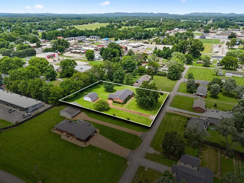 205 Crestview Street Chapel Hill TN 37034