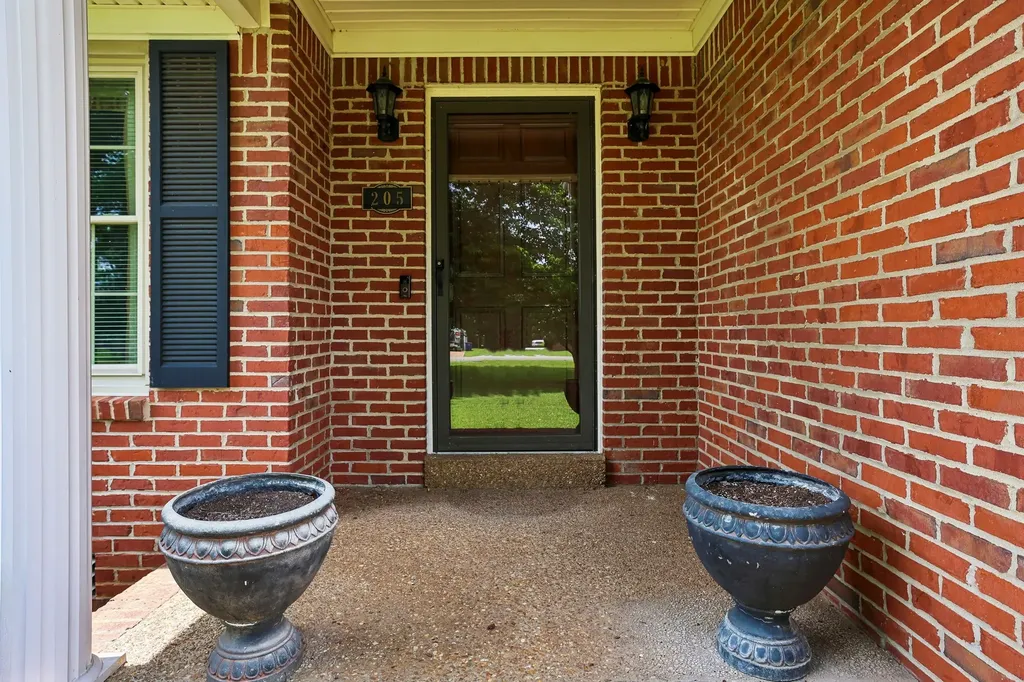 205 Crestview Street Chapel Hill TN 37034