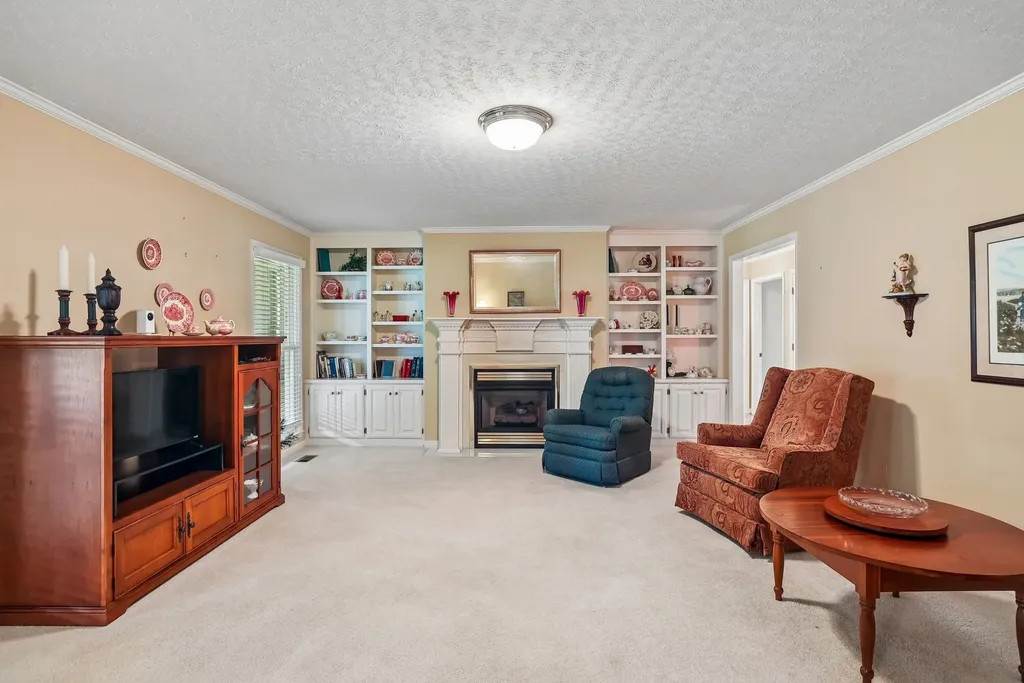 205 Crestview Street Chapel Hill TN 37034