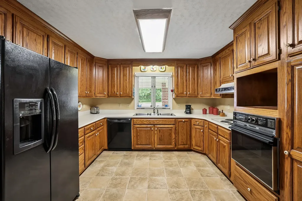 205 Crestview Street Chapel Hill TN 37034
