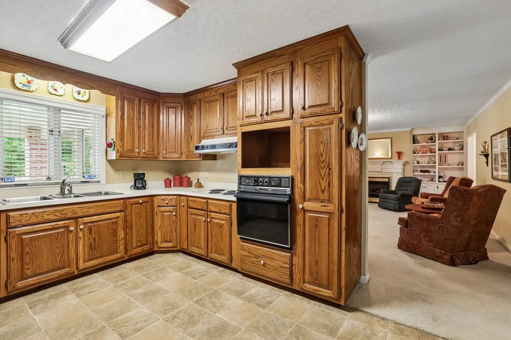 205 Crestview Street Chapel Hill TN 37034