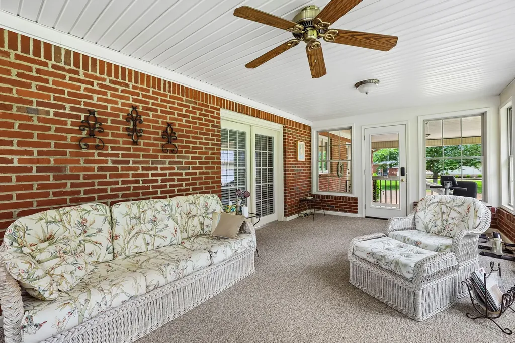 205 Crestview Street Chapel Hill TN 37034