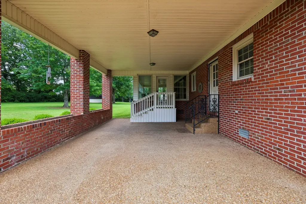 205 Crestview Street Chapel Hill TN 37034