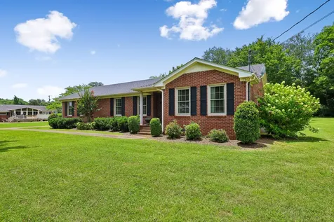 205 Crestview Street Chapel Hill TN 37034