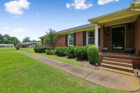 205 Crestview Street Chapel Hill TN 37034