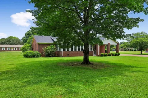 205 Crestview Street Chapel Hill TN 37034