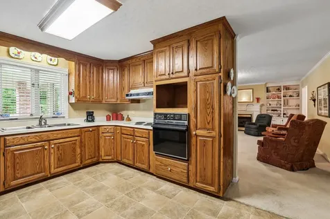 205 Crestview Street Chapel Hill TN 37034