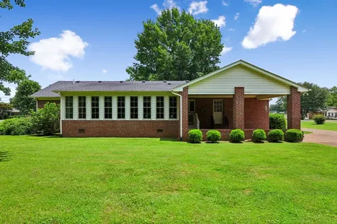 205 Crestview Street Chapel Hill TN 37034