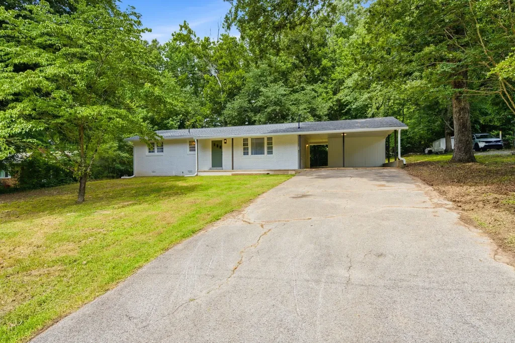 115 Meadow Drive Dickson TN 37055