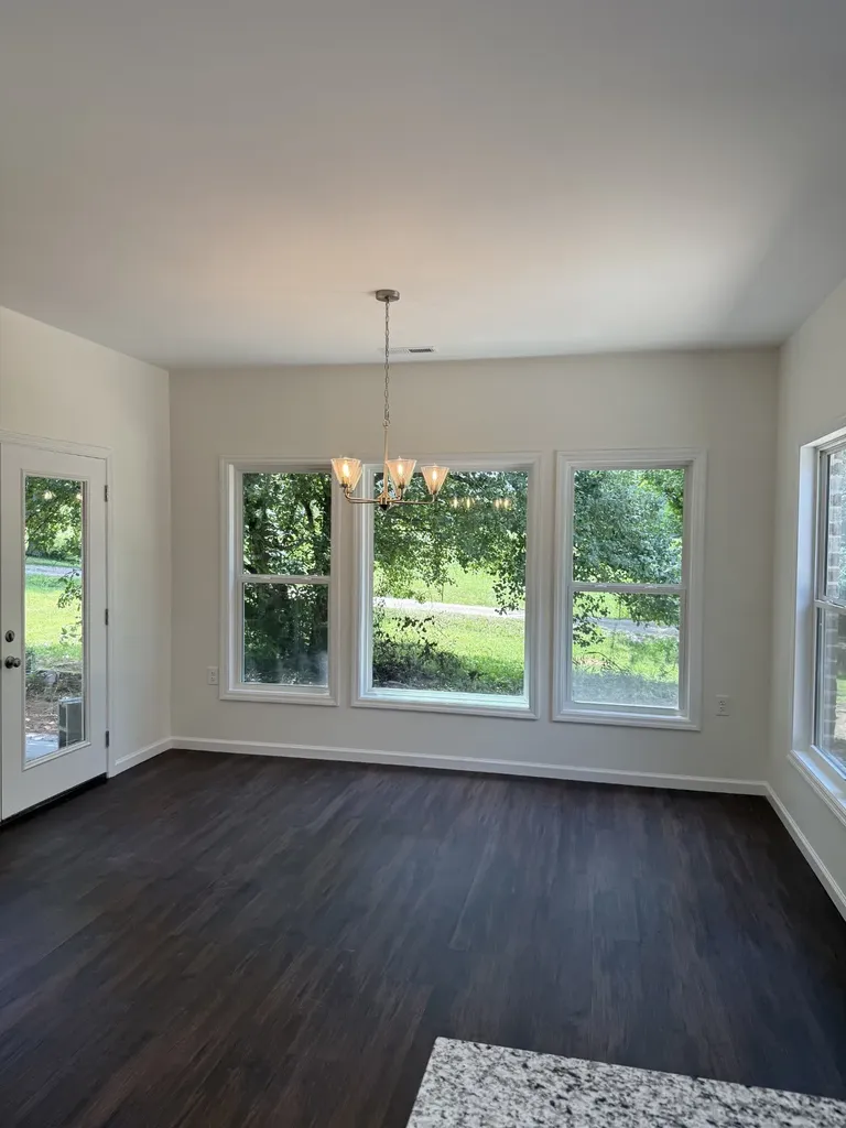 90 Lexie Lane Lawrenceburg TN 38464