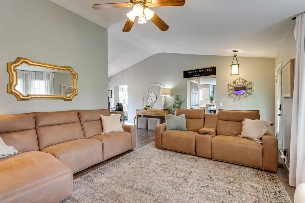6003 Hill Circle Bon Aqua TN 37025