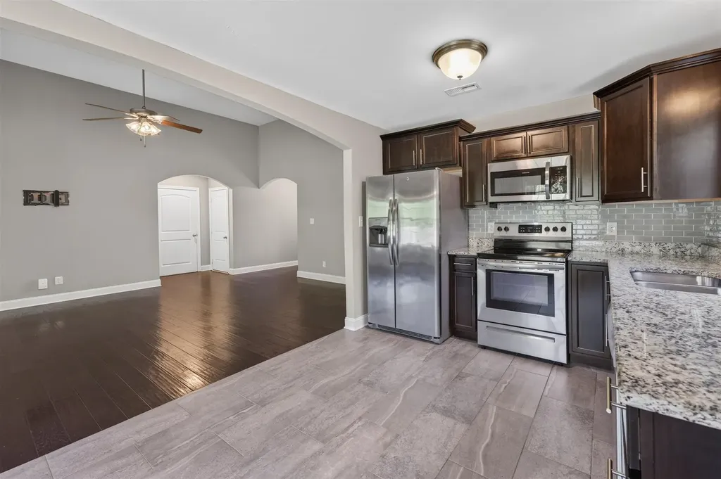 620 Hollow Crest Clarksville TN 37042