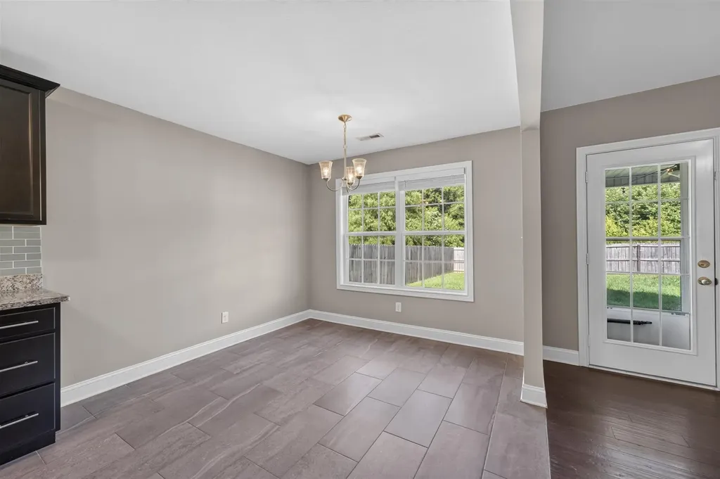 620 Hollow Crest Clarksville TN 37042