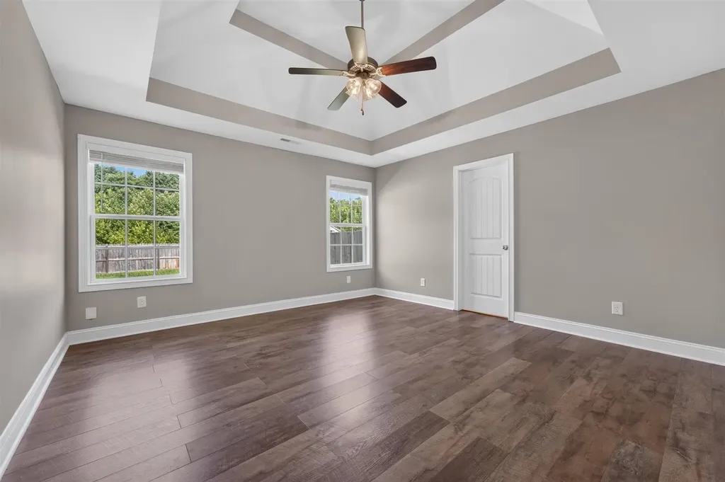 620 Hollow Crest Clarksville TN 37042