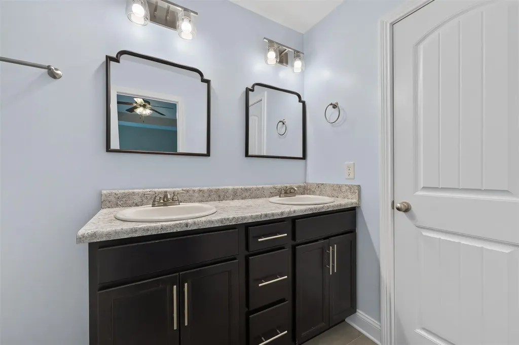 620 Hollow Crest Clarksville TN 37042