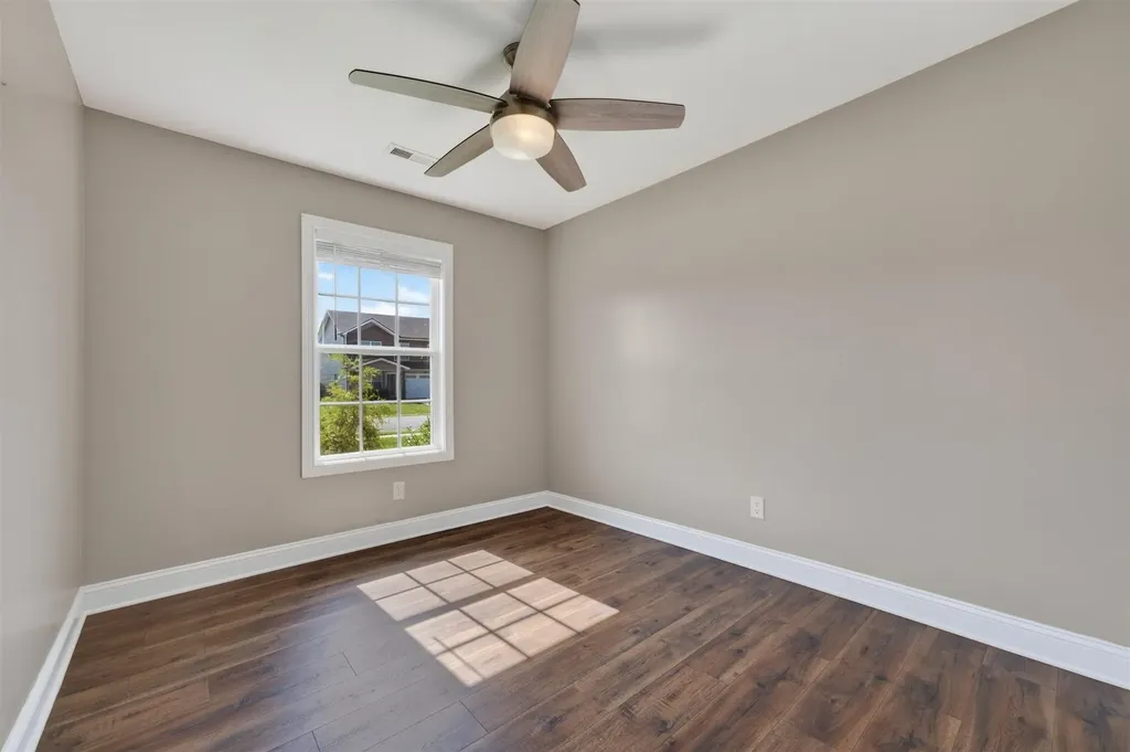 620 Hollow Crest Clarksville TN 37042