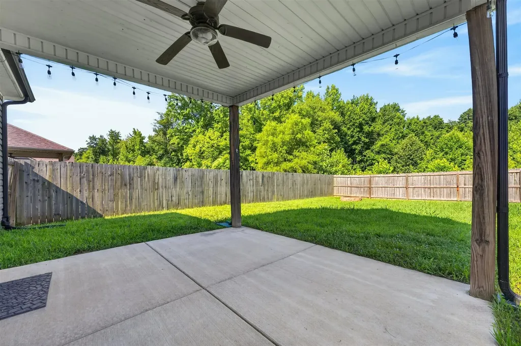 620 Hollow Crest Clarksville TN 37042