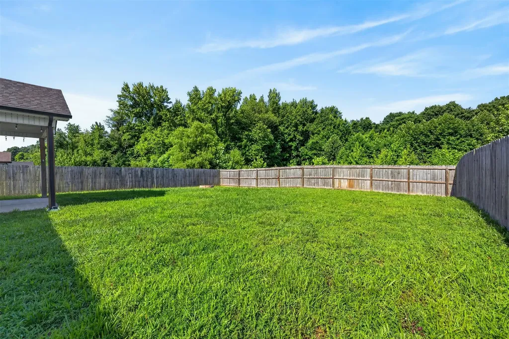 620 Hollow Crest Clarksville TN 37042