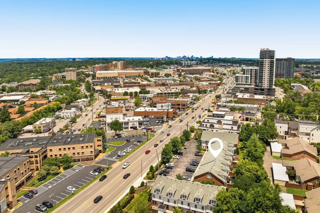 4204 Hillsboro Pike Nashville TN 37215