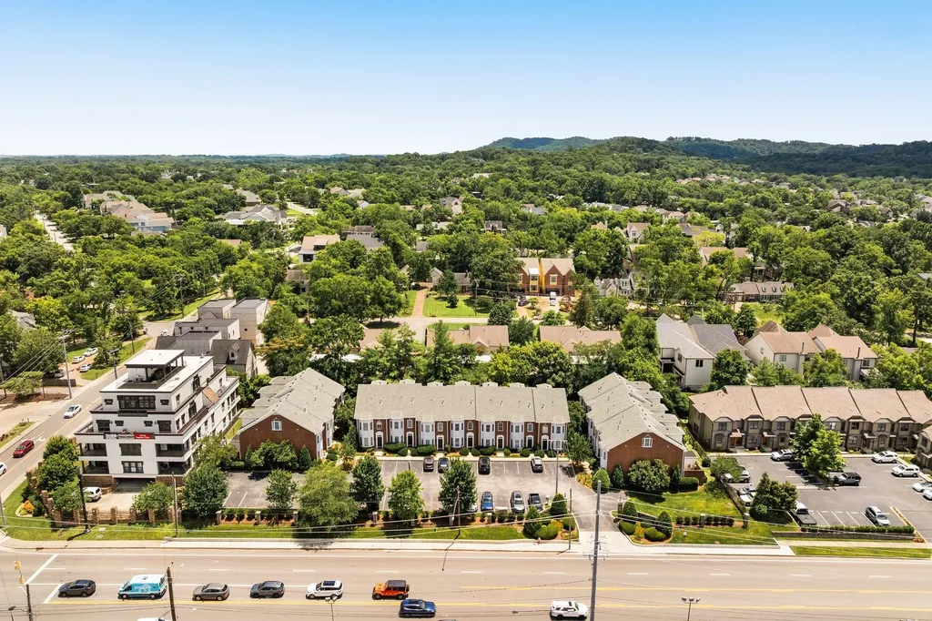 4204 Hillsboro Pike Nashville TN 37215
