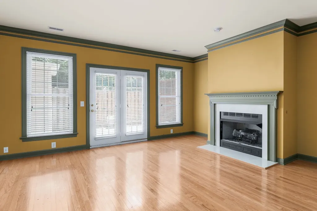 4204 Hillsboro Pike Nashville TN 37215