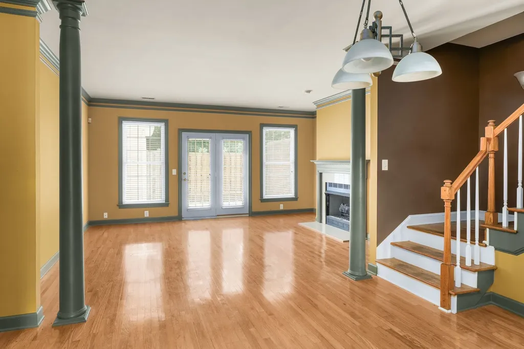 4204 Hillsboro Pike Nashville TN 37215