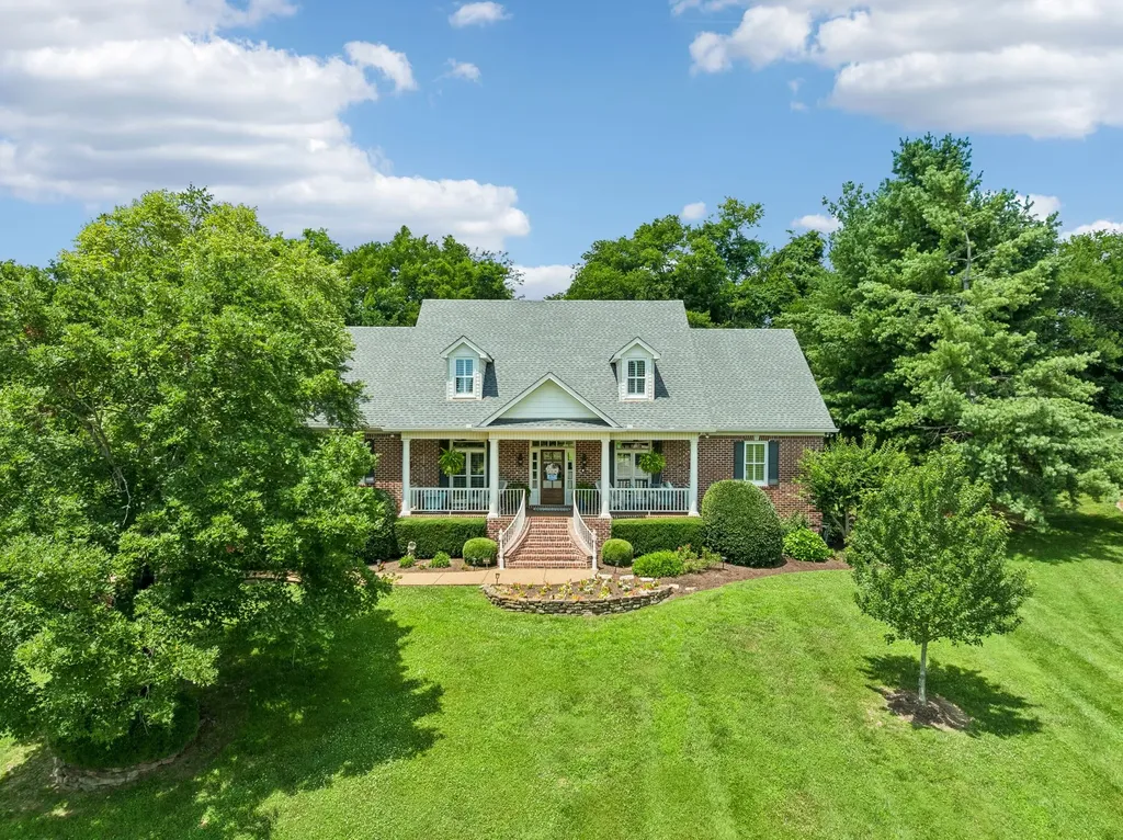 1206 Signature Court Franklin TN 37064