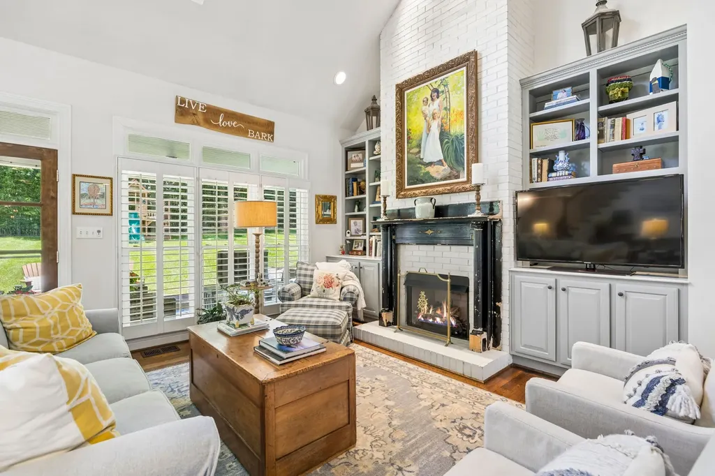 1206 Signature Court Franklin TN 37064