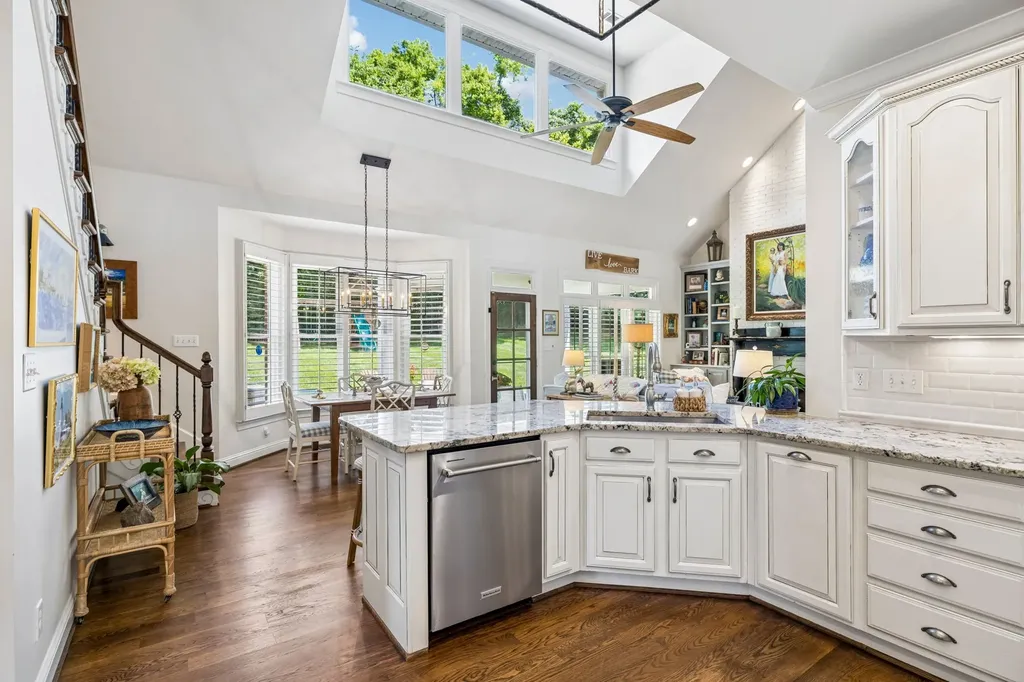 1206 Signature Court Franklin TN 37064
