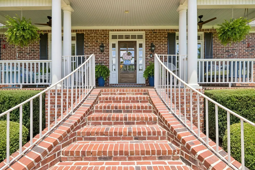1206 Signature Court Franklin TN 37064