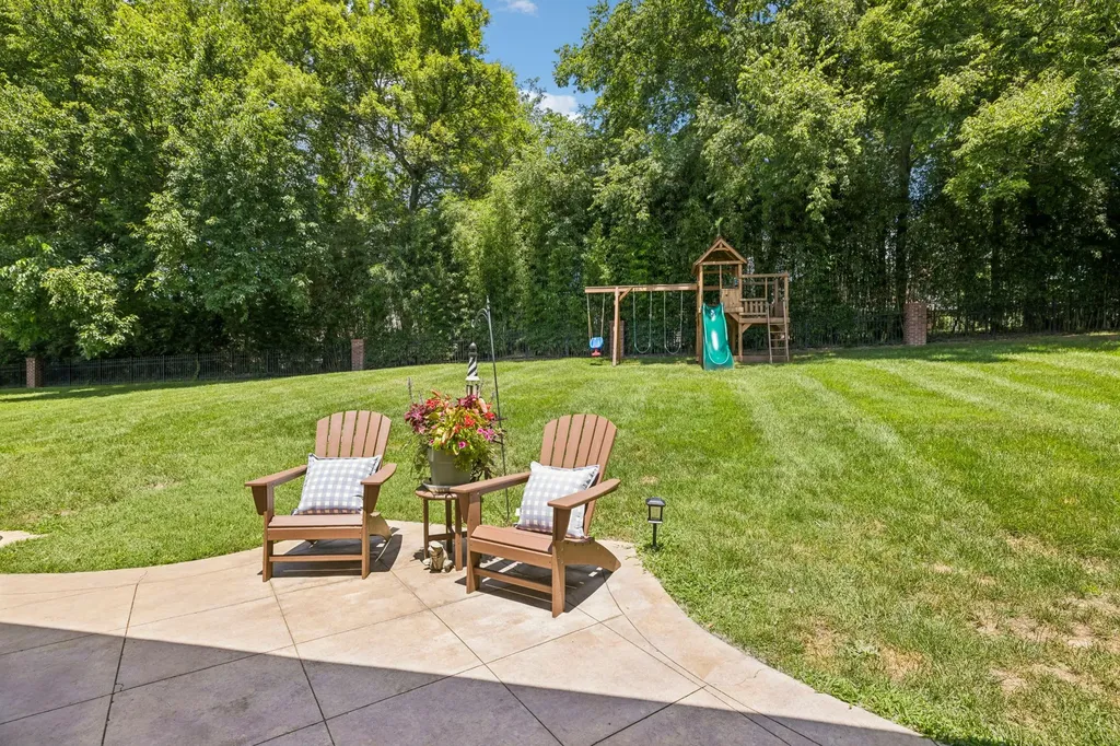 1206 Signature Court Franklin TN 37064