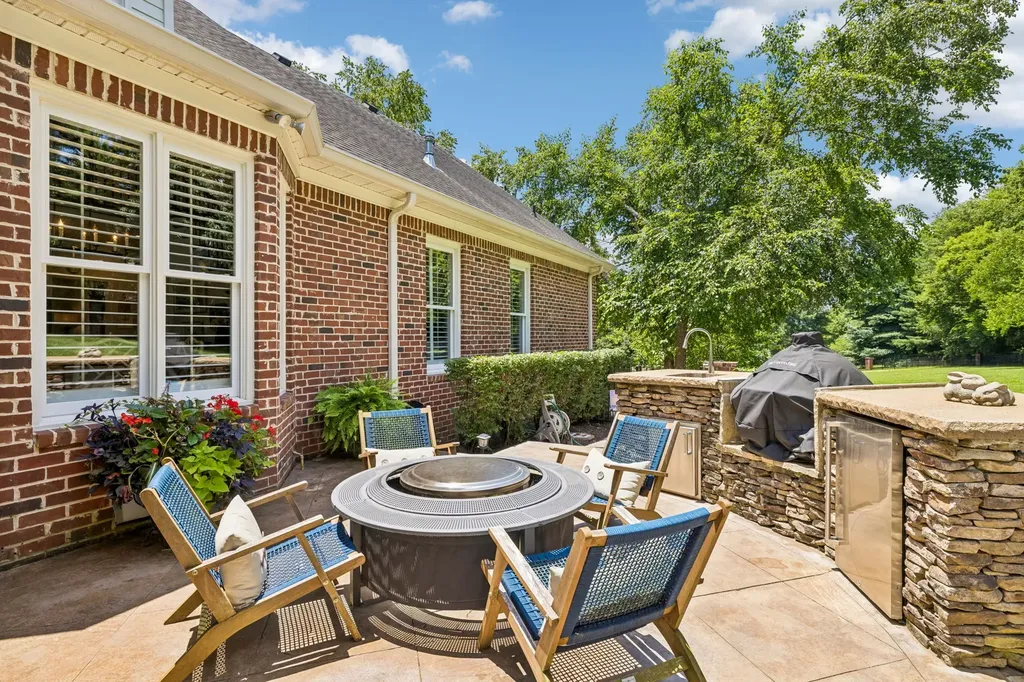 1206 Signature Court Franklin TN 37064