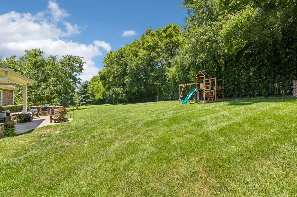 1206 Signature Court Franklin TN 37064