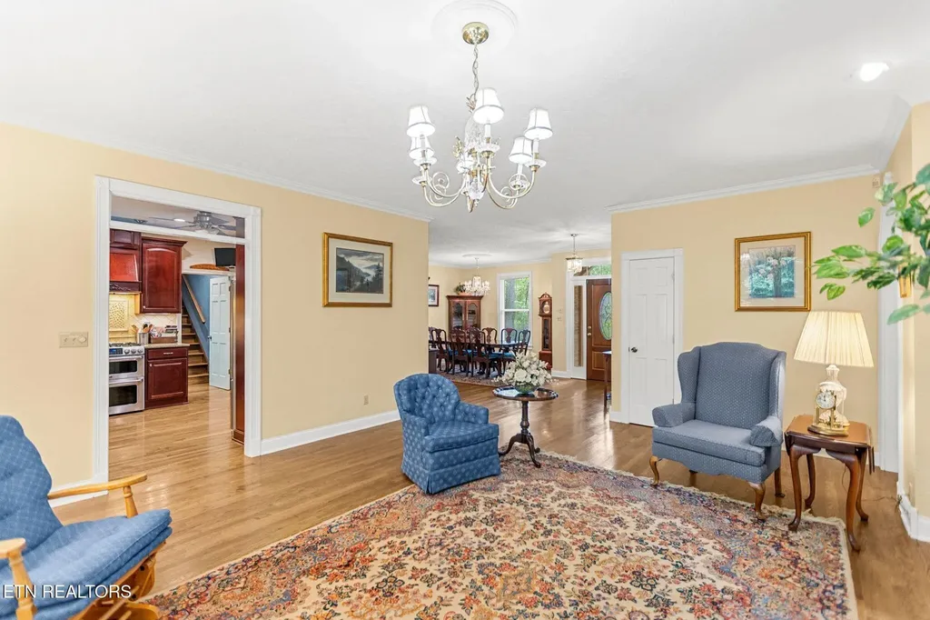 5227 Beverly Oaks Drive Knoxville TN 37918