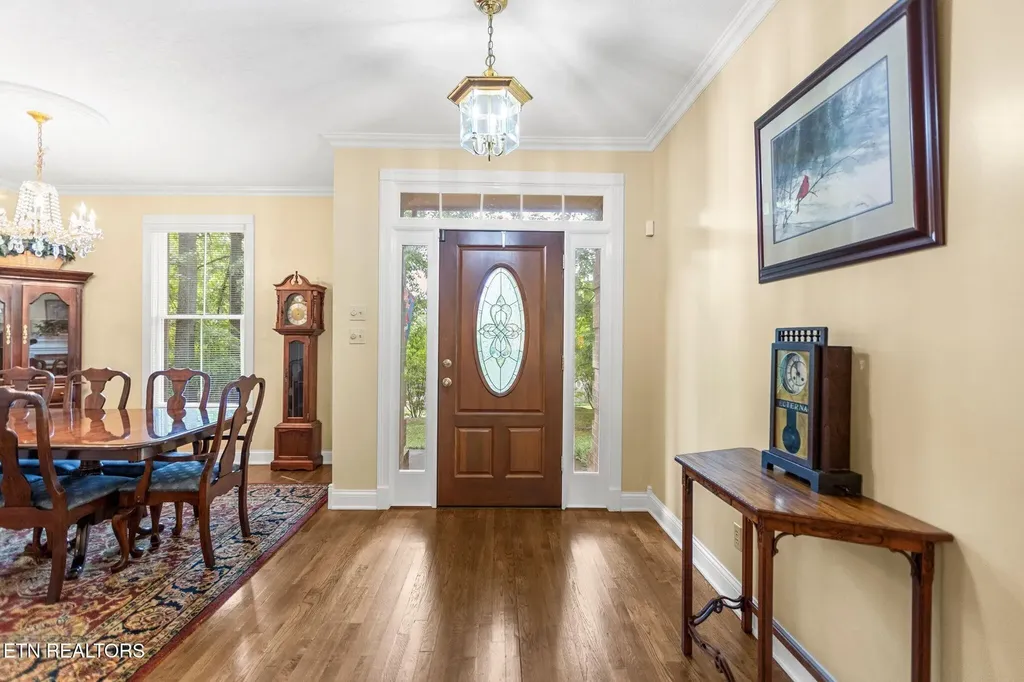 5227 Beverly Oaks Drive Knoxville TN 37918