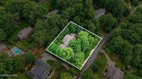 5227 Beverly Oaks Drive Knoxville TN 37918