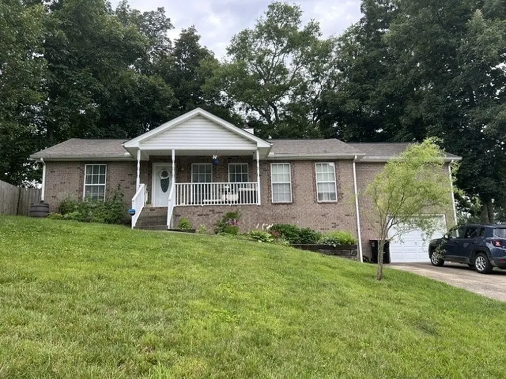 225 High Chaperal Drive Goodlettsville TN 37072