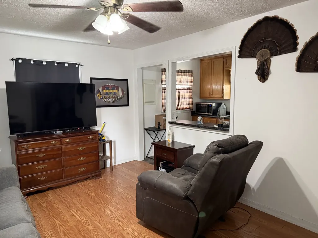 108 Wix Ave, N Portland TN 37148
